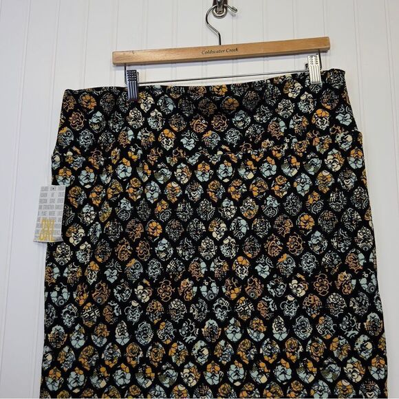 3XL LuLaRoe Cassie skirt - Picture 6 of 14
